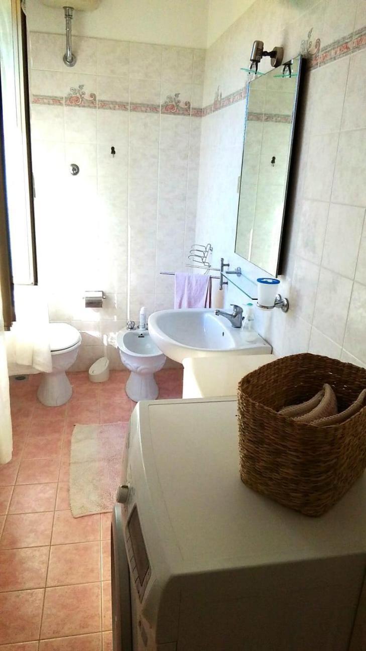 Bouganville A Apartament B&B 시비타노바 마르셰 외부 사진