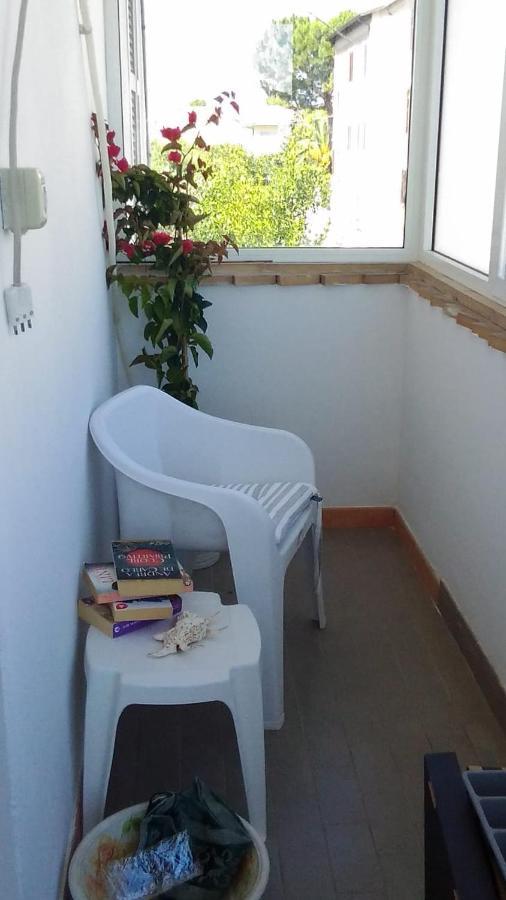 Bouganville A Apartament B&B 시비타노바 마르셰 외부 사진